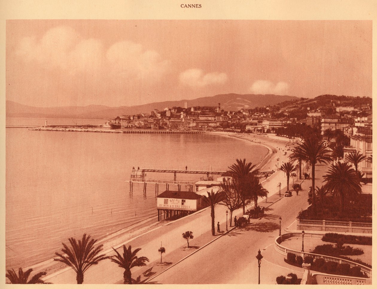 Croisetten og Mont Chevalier, Cannes, 1930. av Unbekannt