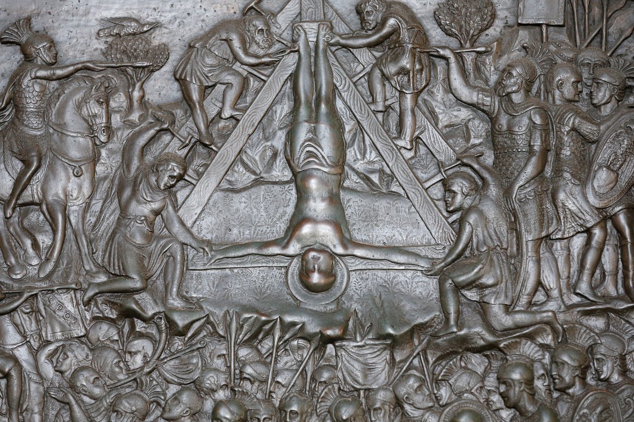 Korsfestelsen av St. Peter - Detalj av en portal - Inngangsdør til St. Peterskirken, Roma, Italia av Unbekannt