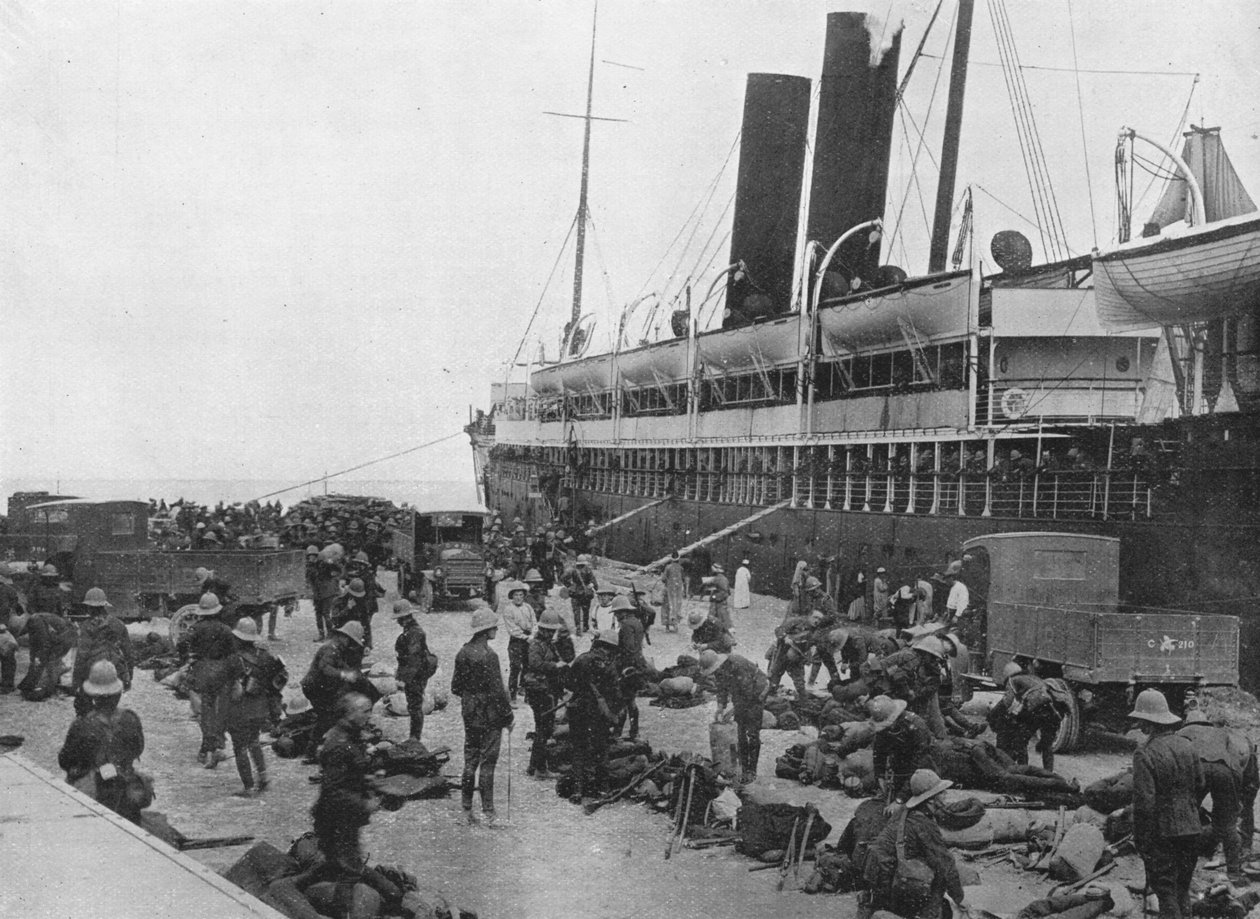 Dardanelles Expeditionary Force legger ut: En transport lastet opp i Alexandria, 1915 av Unbekannt