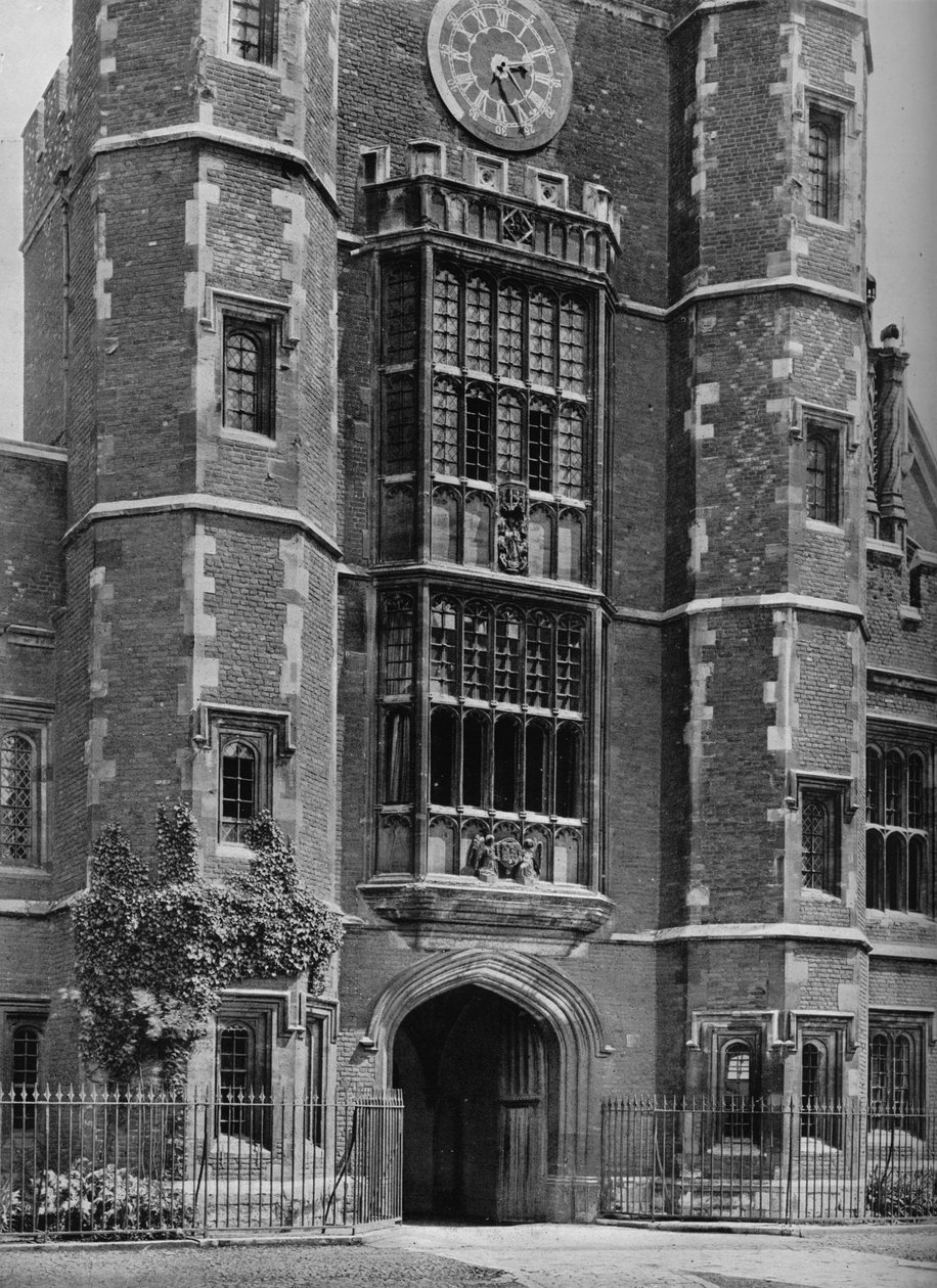 Inngangen til Cloisters Under Luptons Tower, 1926 av Unbekannt