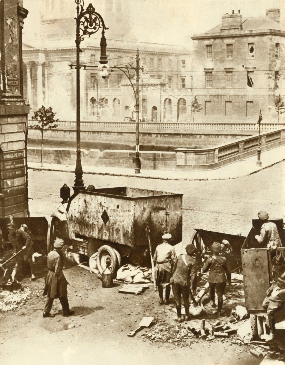 The Four Courts, Dublin, Irland, juli 1922, 1935. av Unbekannt
