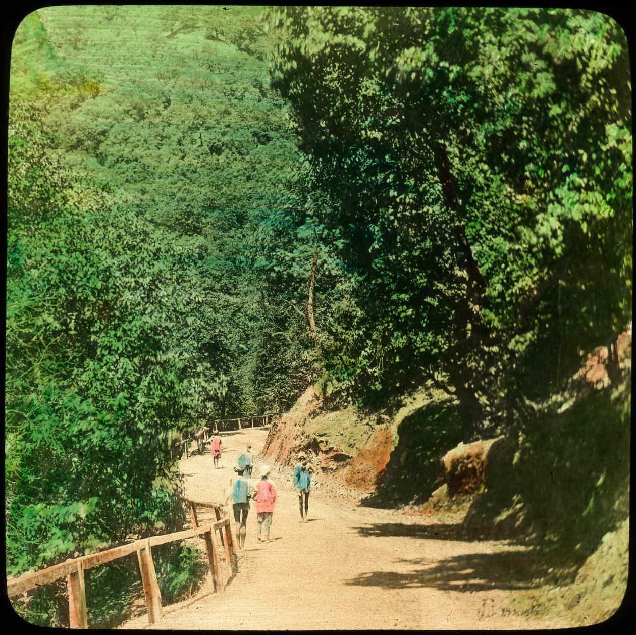 The Mall Road, Simla, India, slutten av 1800- eller begynnelsen av 1900-tallet av Unbekannt