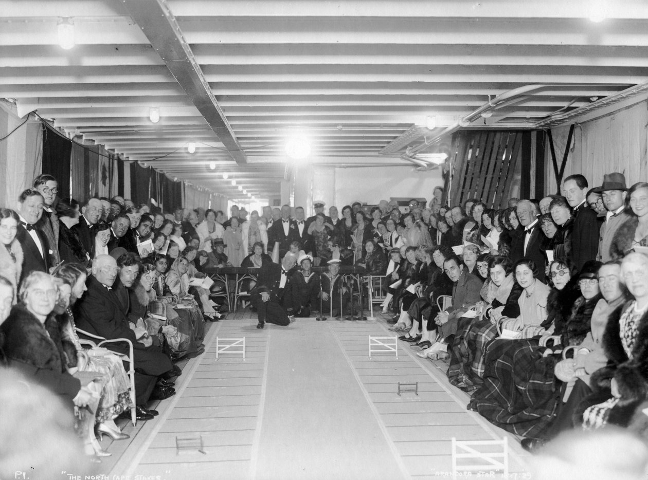 The North Cape Stakes, underholdning om bord på Blue Star Lines SS Arandora Star, 1929 av Unbekannt
