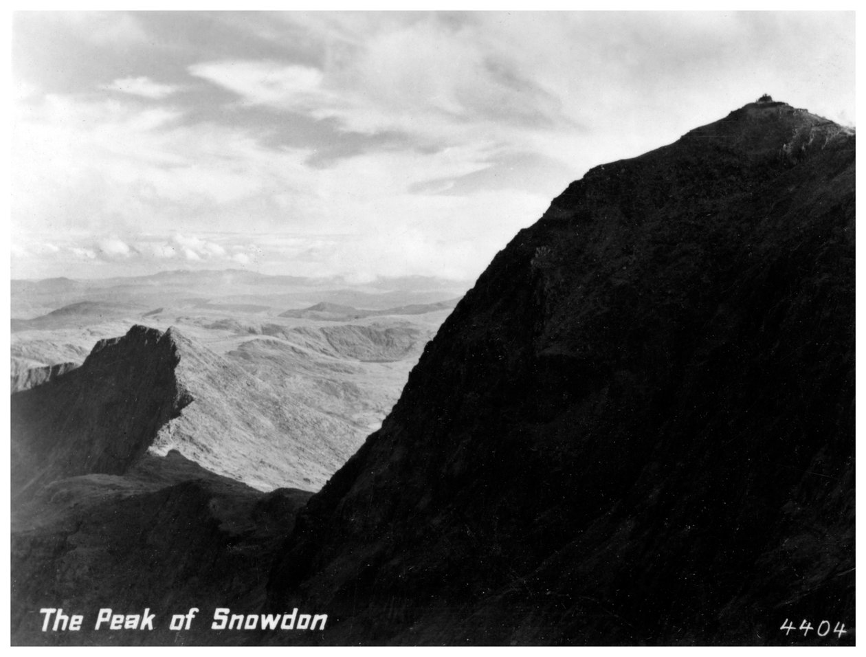 The Peak of Snowdon, Wales av Unbekannt