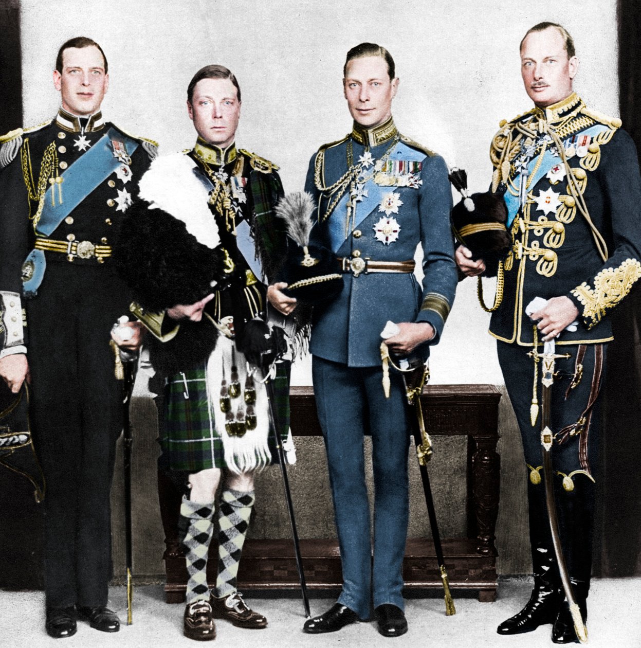 Prinsen av Wales med brødrene sine, ca 1930-tallet av Unbekannt