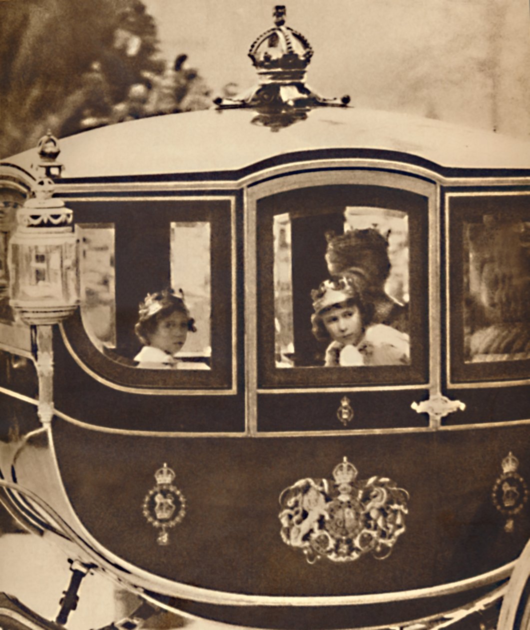 Prinsessene går forbi, 12. mai 1937 av Unbekannt