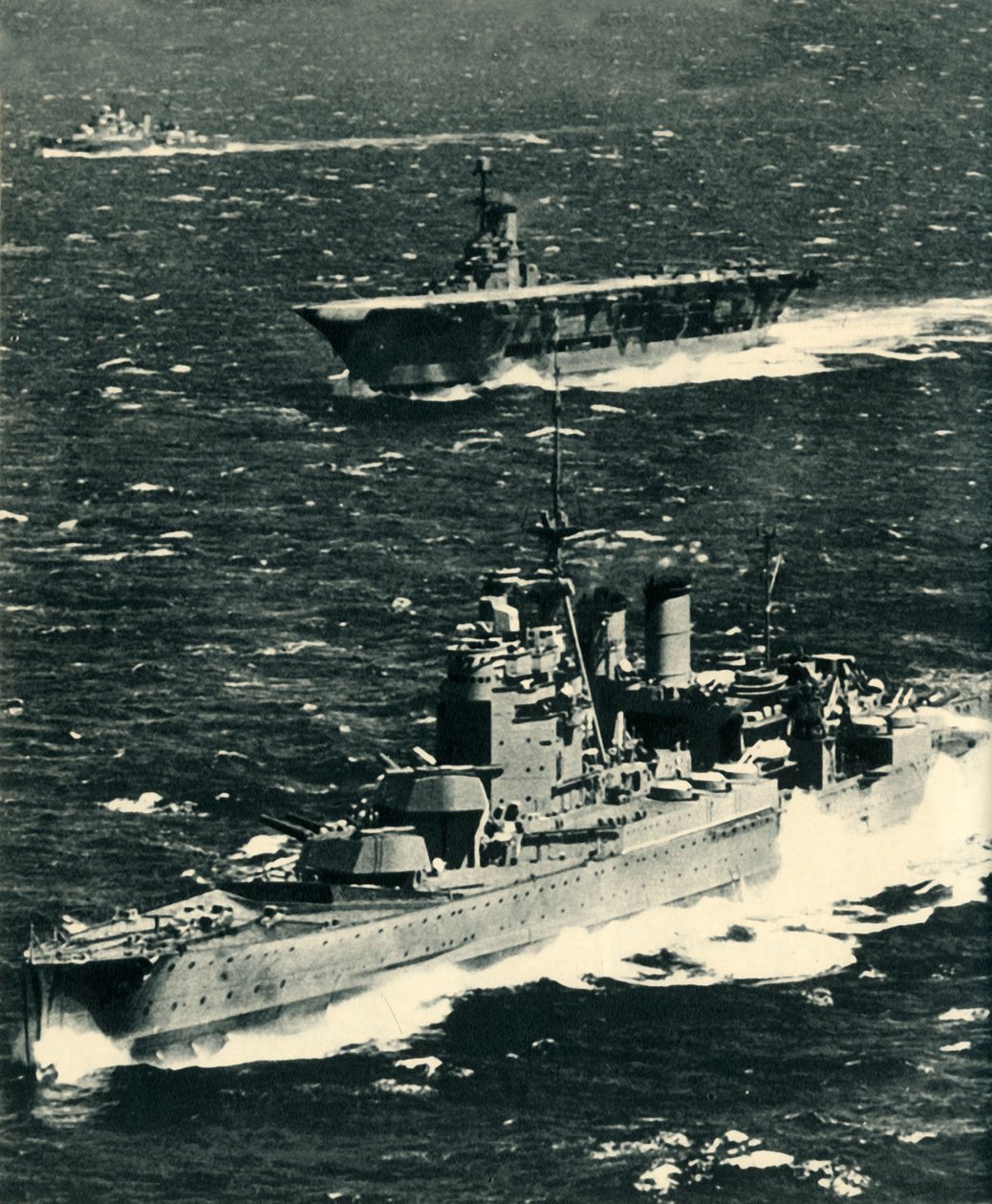 The Renown, the Ark Royal, and the Sheffield, c1939-1941, 1942. av Unbekannt