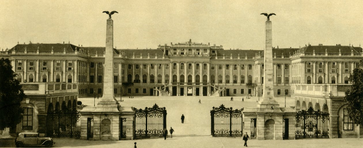 Schönbrunn-palasset, Wien, Østerrike, c1935. av Unbekannt