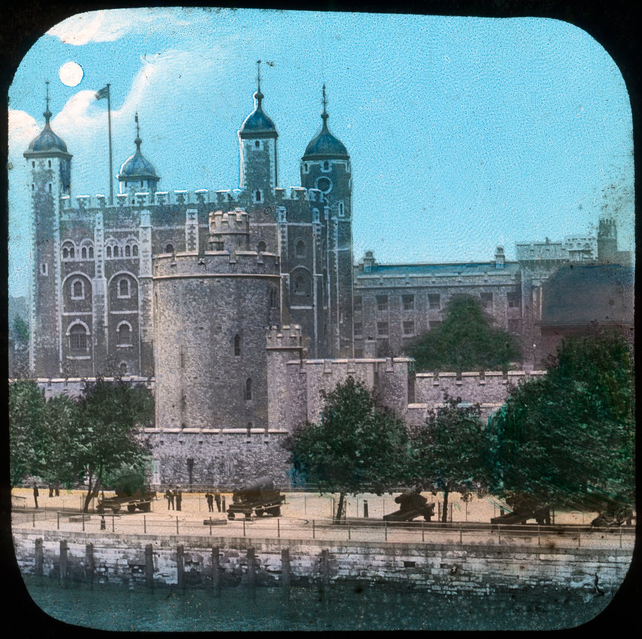 Tower of London om natten, sent på 1800-tallet eller tidlig på 1900-tallet av Unbekannt
