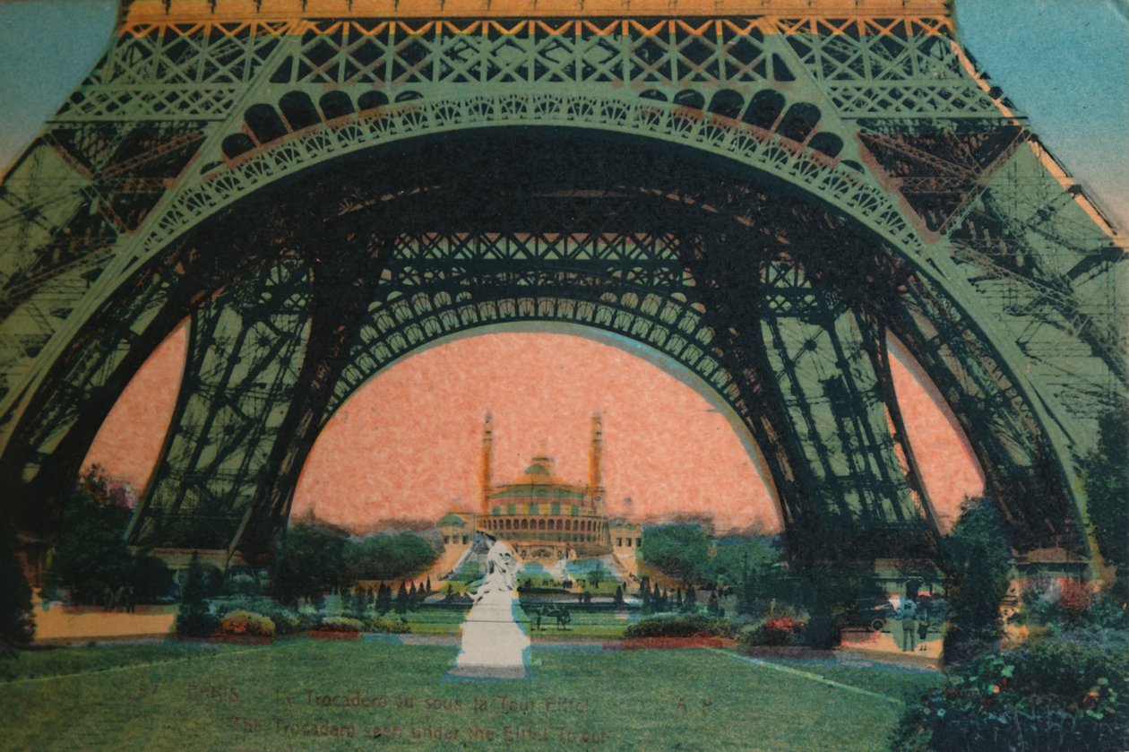 Trocadéro sett under Eiffeltårnet, Paris, c1920 av Unbekannt