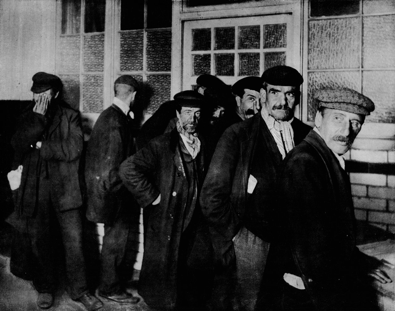 De arbeidsledige og arbeidsledige, c1911, 1911 av Unbekannt