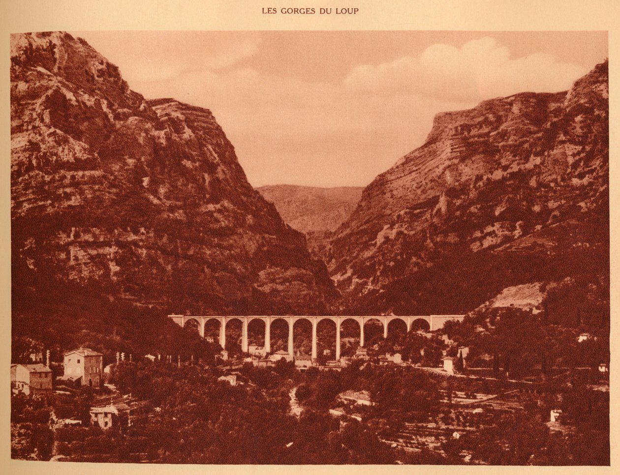 Viadukten og tilgangen til Gorges, 1930. av Unbekannt