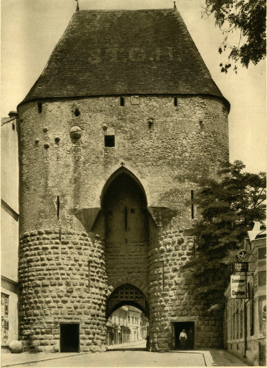 Wienerporten, Hainburg an der Donau, Niederösterreich, c1935. av Unbekannt