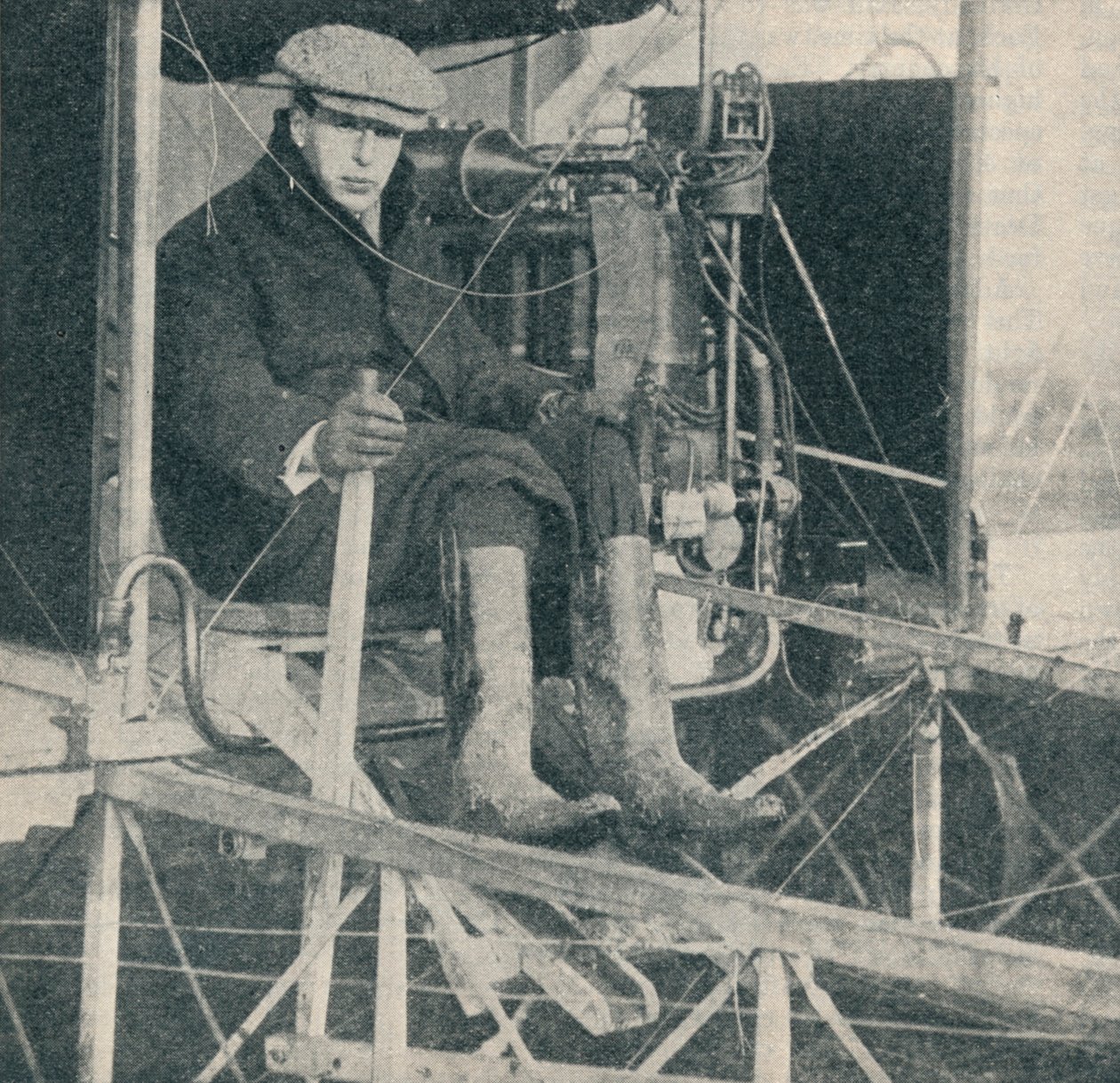 Flyet som foretok den første flyturen på en sirkulær mil i Storbritannia, c1909 c1937 av Unbekannt