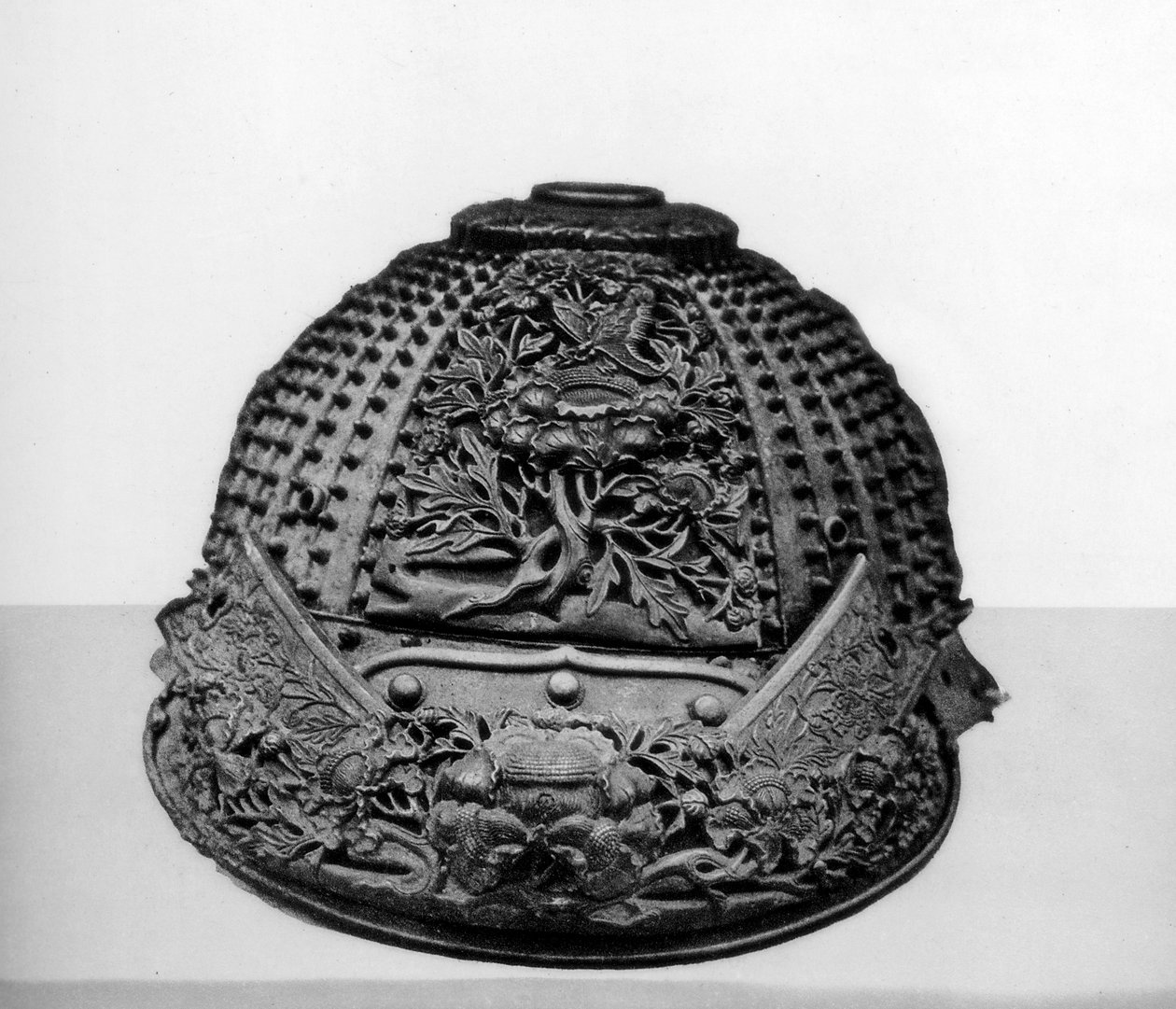Rustningen til Yoshitsune, 1100-tallet 1886 av Unbekannt