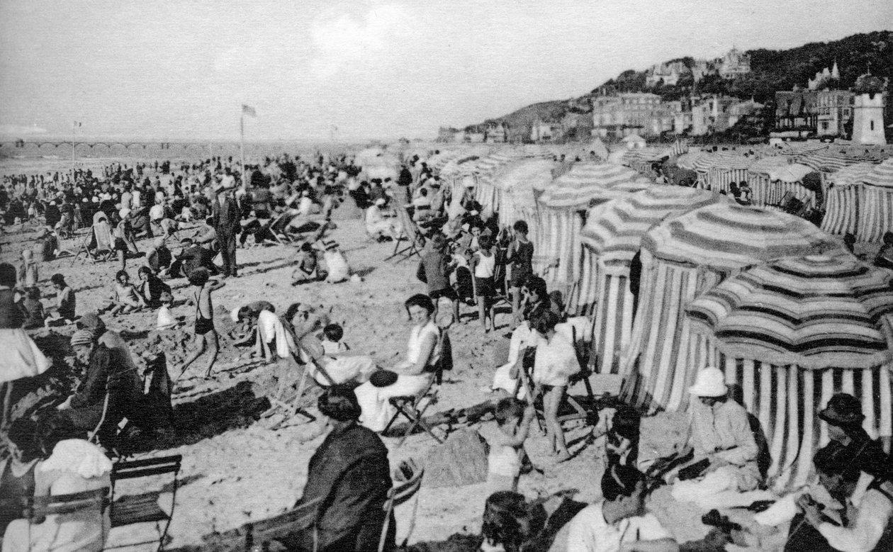 Stranden, Trouville, Frankrike, ca 1920-tallet av Unbekannt