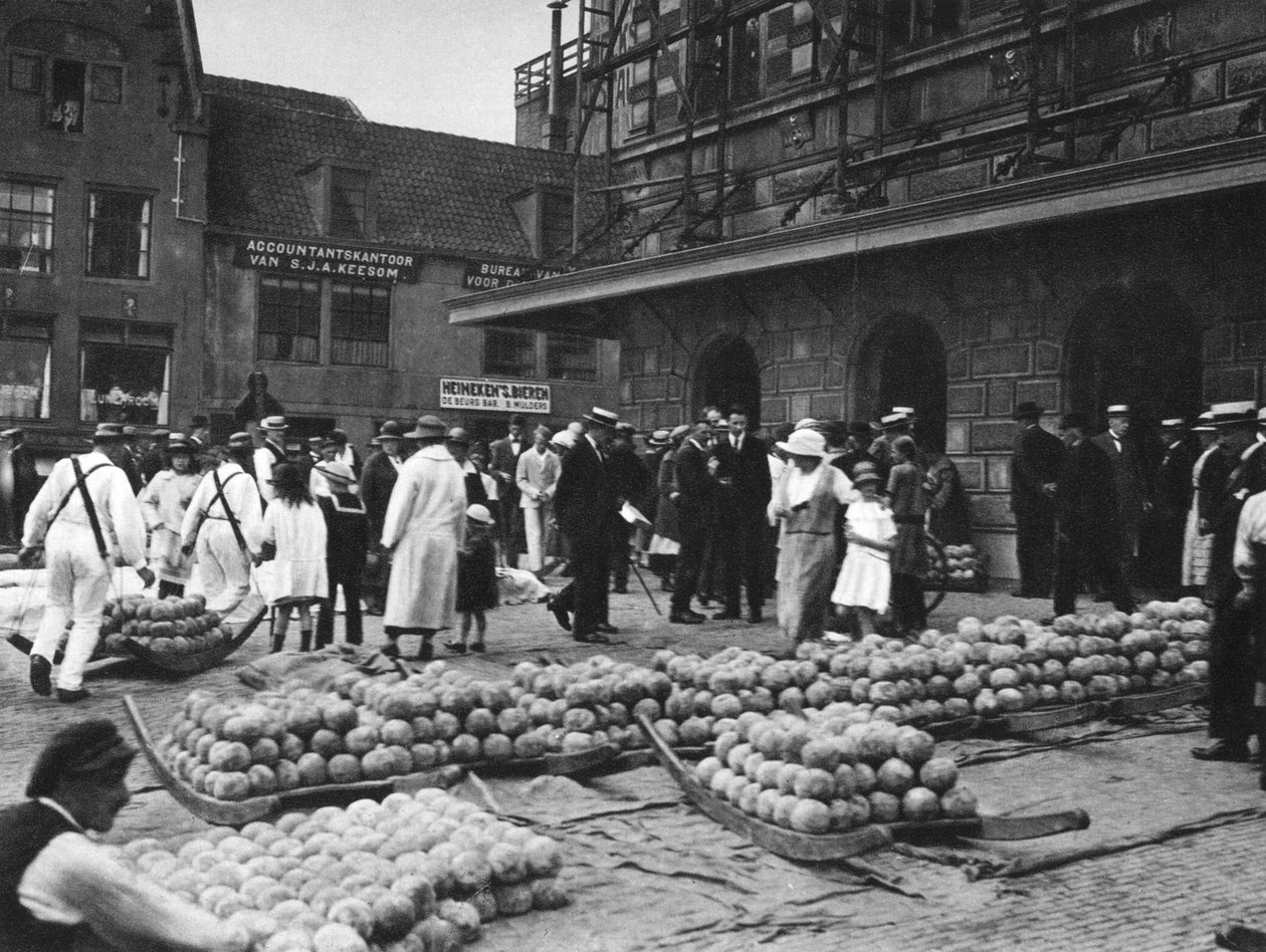 Ostemarkedet på fredag, Alkmaar, Nederland, c1934 av Unbekannt