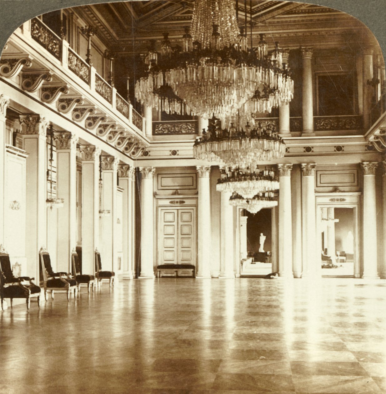 Den store ballsalen på Slottet, Christiania, Norge, ca 1905. av Unbekannt
