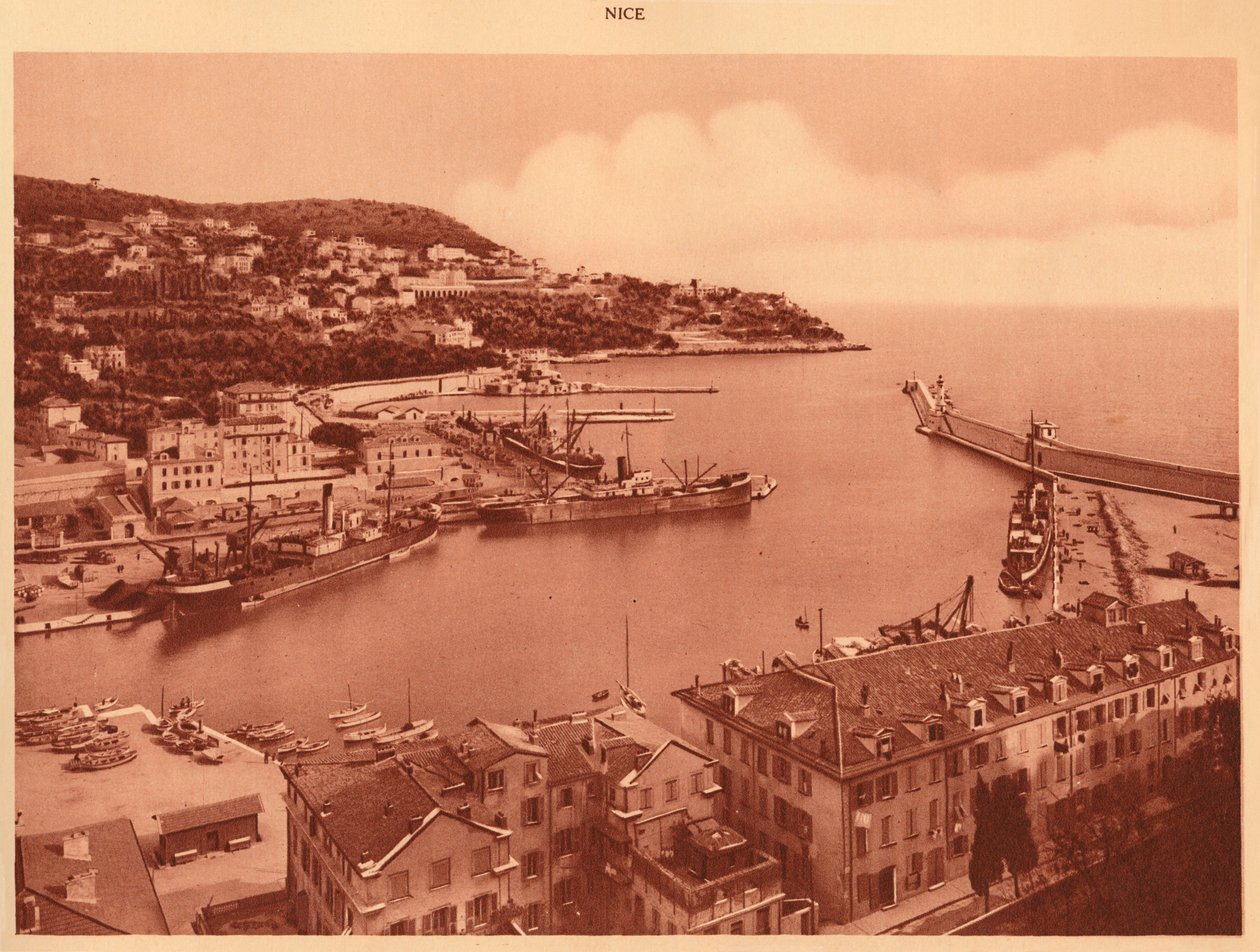 Havneinnløpet og Mont-Boron, Nice, 1930. av Unbekannt