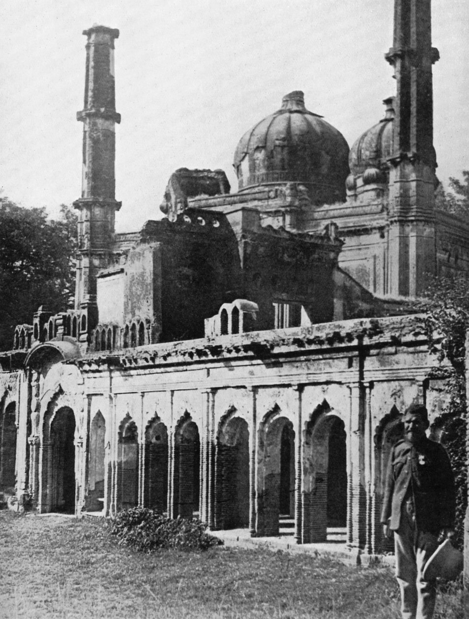 Den gamle moskeen i Lucknow, India, ca 1920 av Unbekannt