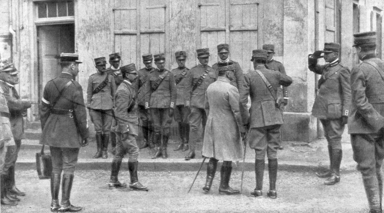 Presentasjonen av general Franchet dEsperey til en italiensk utsending til Frankrike, Champagne, 1926 av Unbekannt