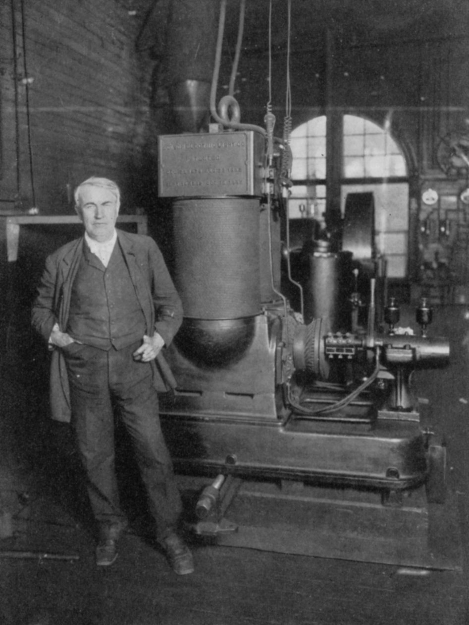 Thomas Alva Edison, amerikansk oppfinner, med sin første dynamo for å produsere elektrisk lys, 1880-tallet av Unbekannt