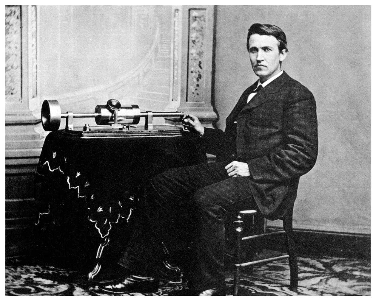 Thomas Alva Edison, amerikansk oppfinner, med sin fonograf, c1878 1955 av Unbekannt