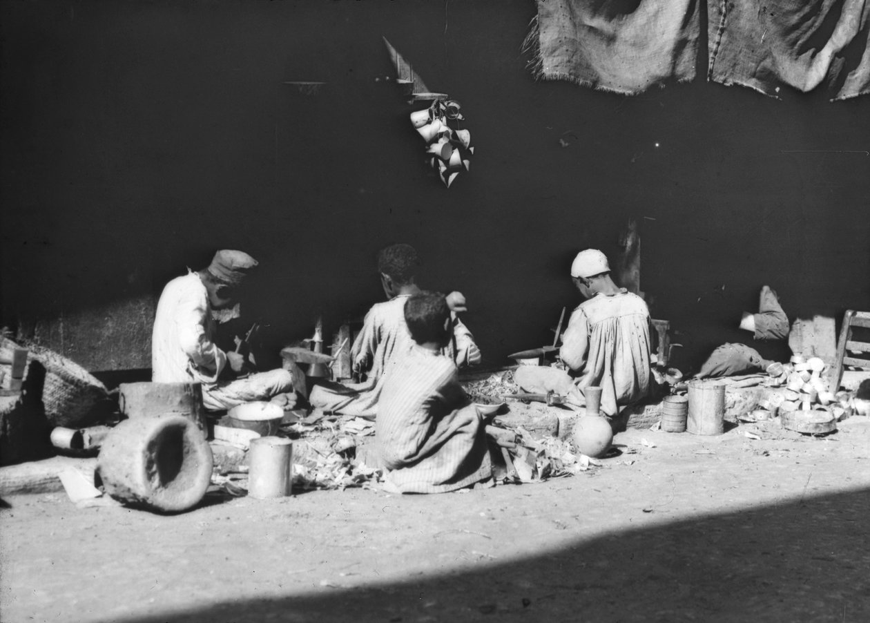 Tinnarbeidere, Kairo, Egypt, slutten av 1800- eller begynnelsen av 1900-tallet av Unbekannt