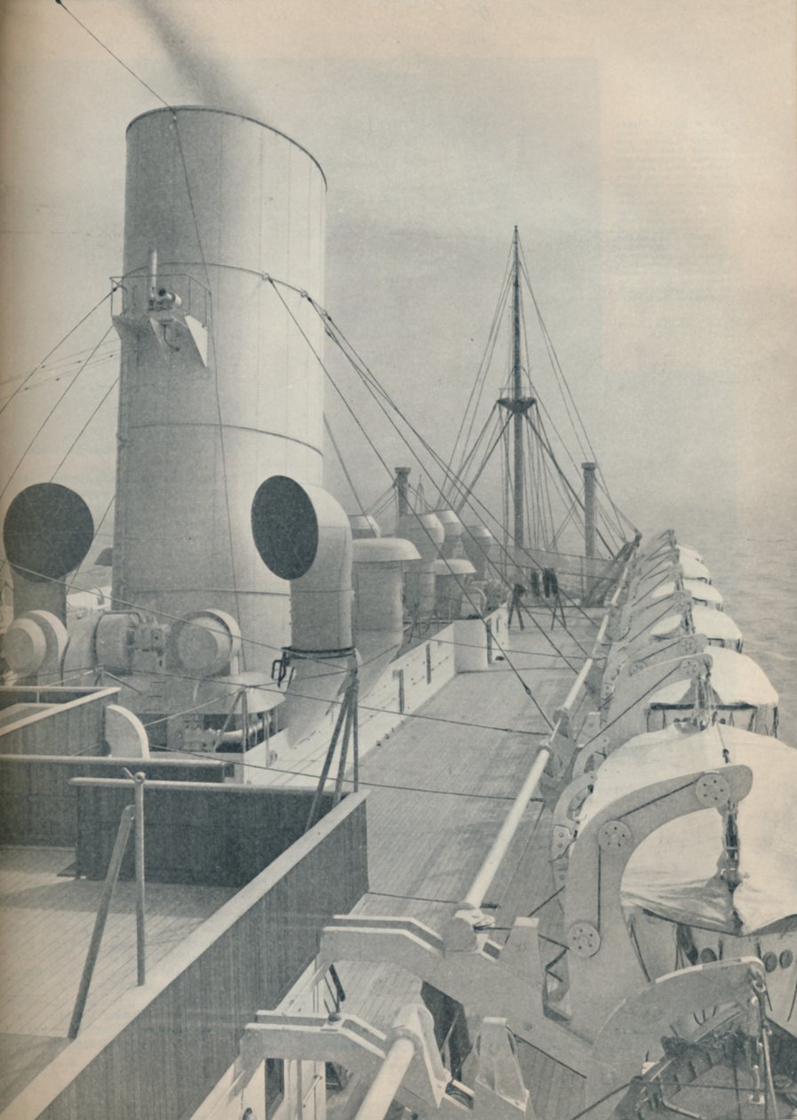 Top Deck of the Strathmore med moderne livbåter, 1936 av Unbekannt
