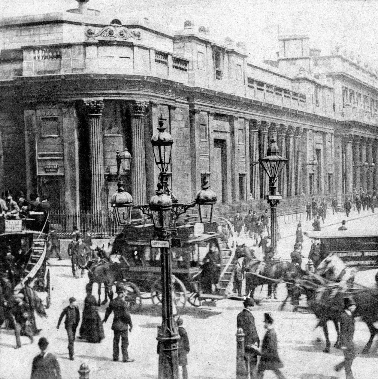 Trafikk passerer Bank of England, London, sent på 1800-tallet av Unbekannt
