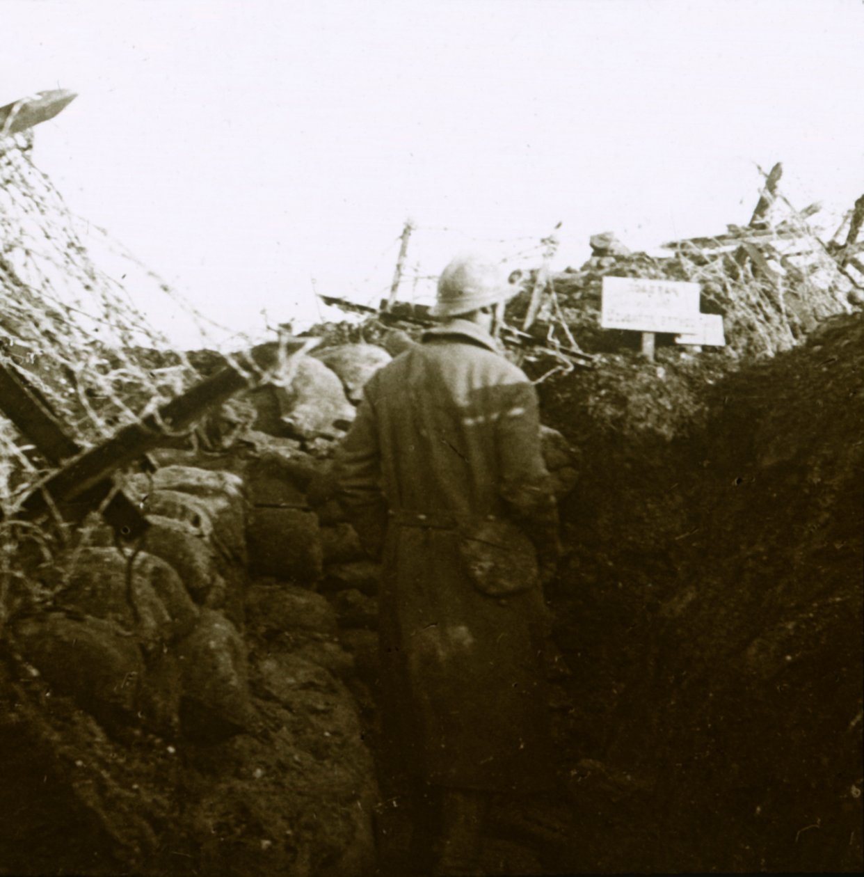 Trenches, Cornille, Frankrike, c1914-c1918 av Unbekannt
