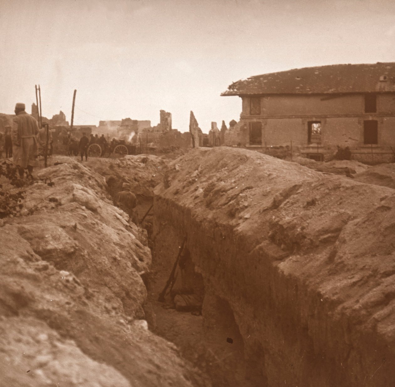 skyttergraver, c1914-c1918 av Unbekannt