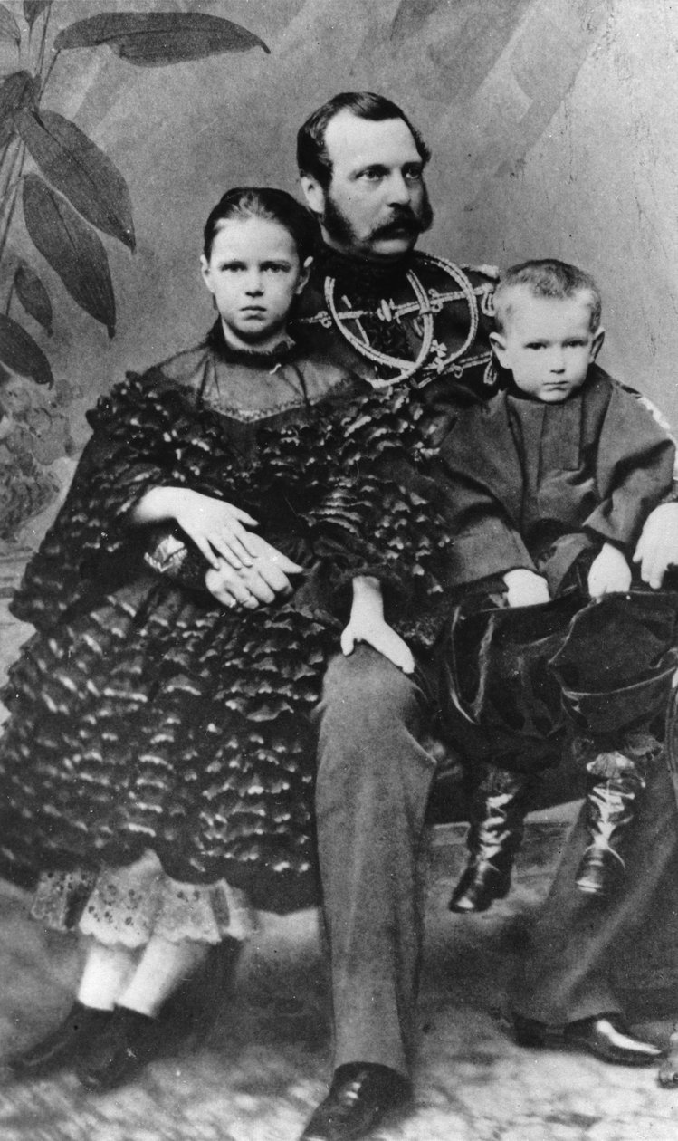 Tsar Alexander II av Russland med datteren Maria og sønnen Sergei, c1860-c1862 av Unbekannt