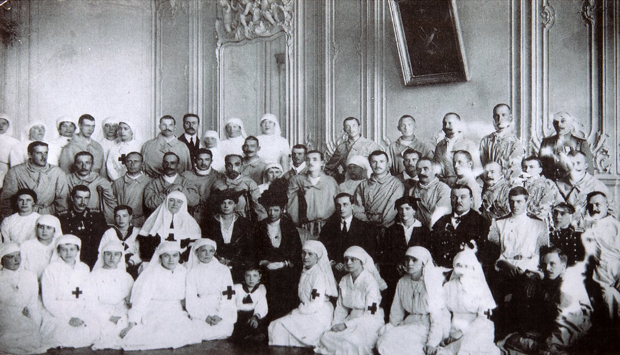 Tsarina Maria Feodorovna fra Russland besøker et sykehus i Kiev, 1915 av Unbekannt