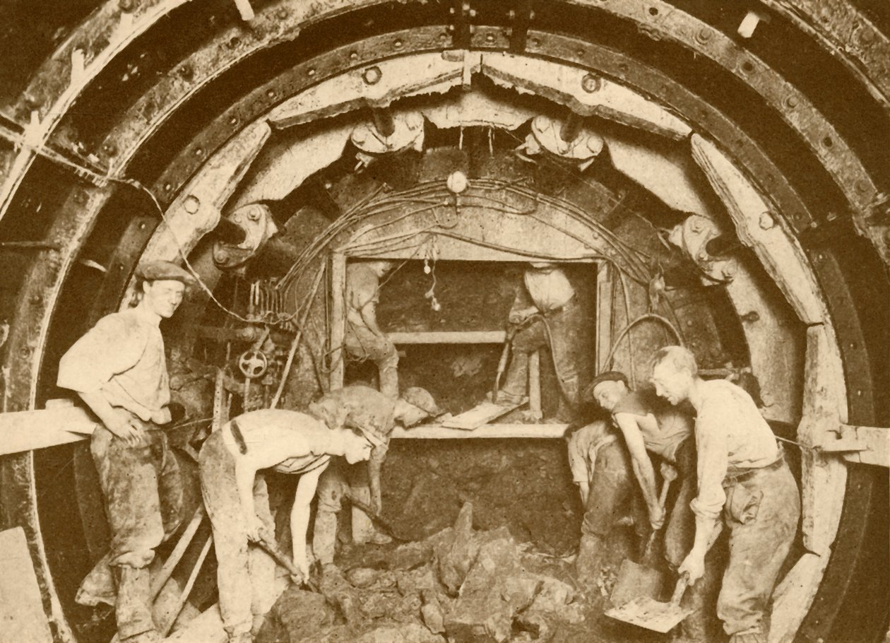 Tube Tunnel Excavation ved hjelp av Greathead Boring Shield, c1930. av Unbekannt