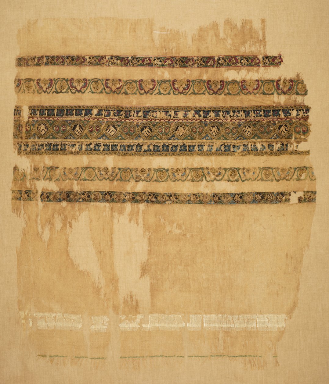 Turban eller sjalavslutning med tiraz og gull, 1094. av Unbekannt