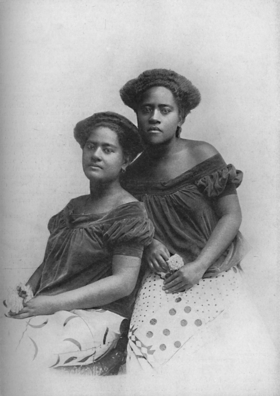 To fijianske prinsesser med håret kledd i europeisk stil, 1902 av Unbekannt