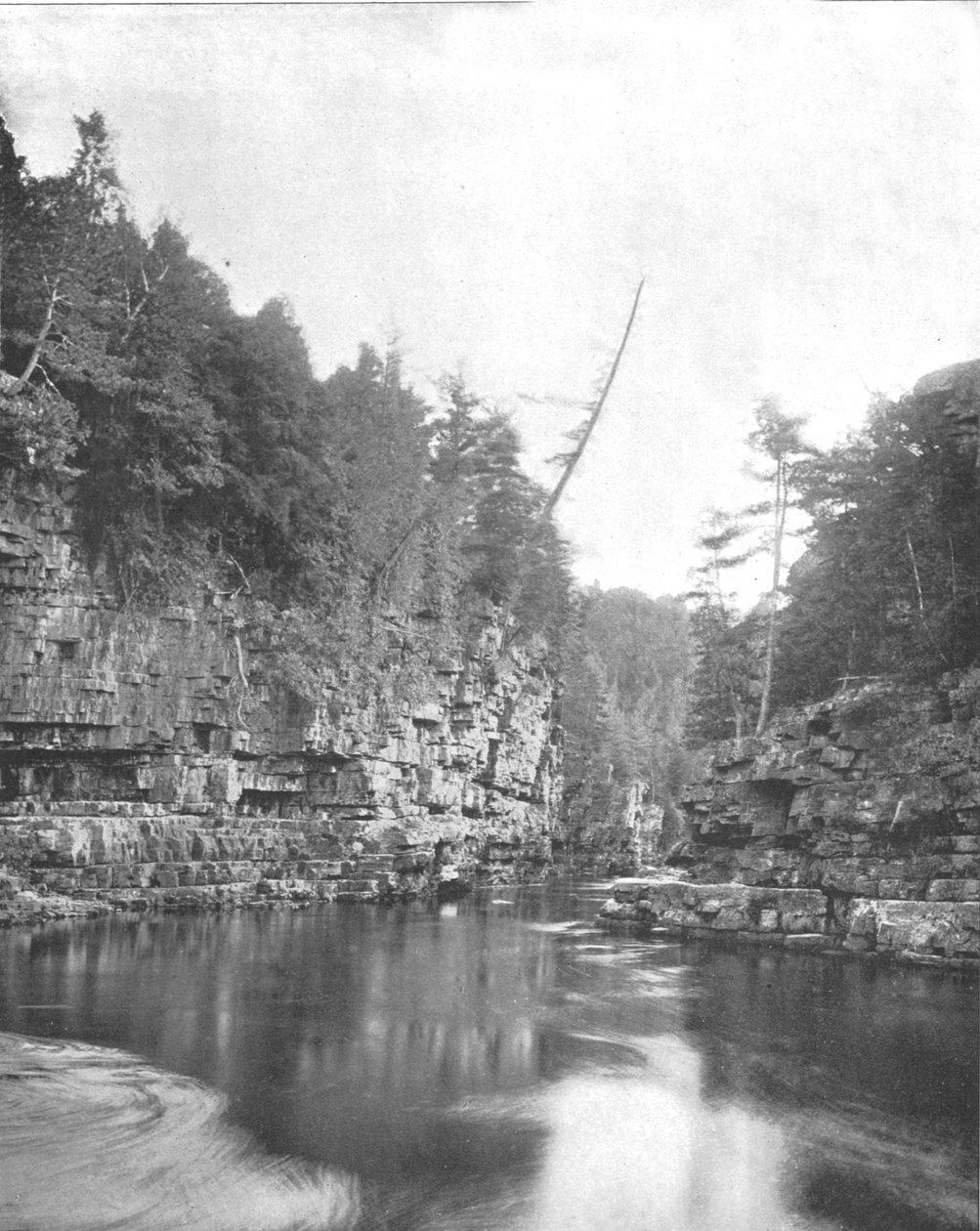 Upper End of the Ausable Chasm, Adirondacks, New York State, USA, c1900. av Unbekannt