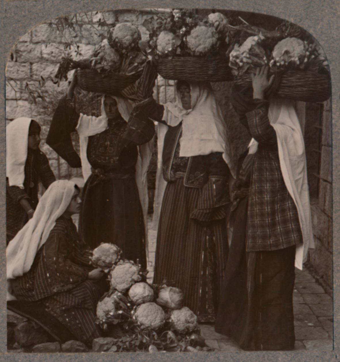 Grønnsakselgere, Jerusalem, c1900 av Unbekannt