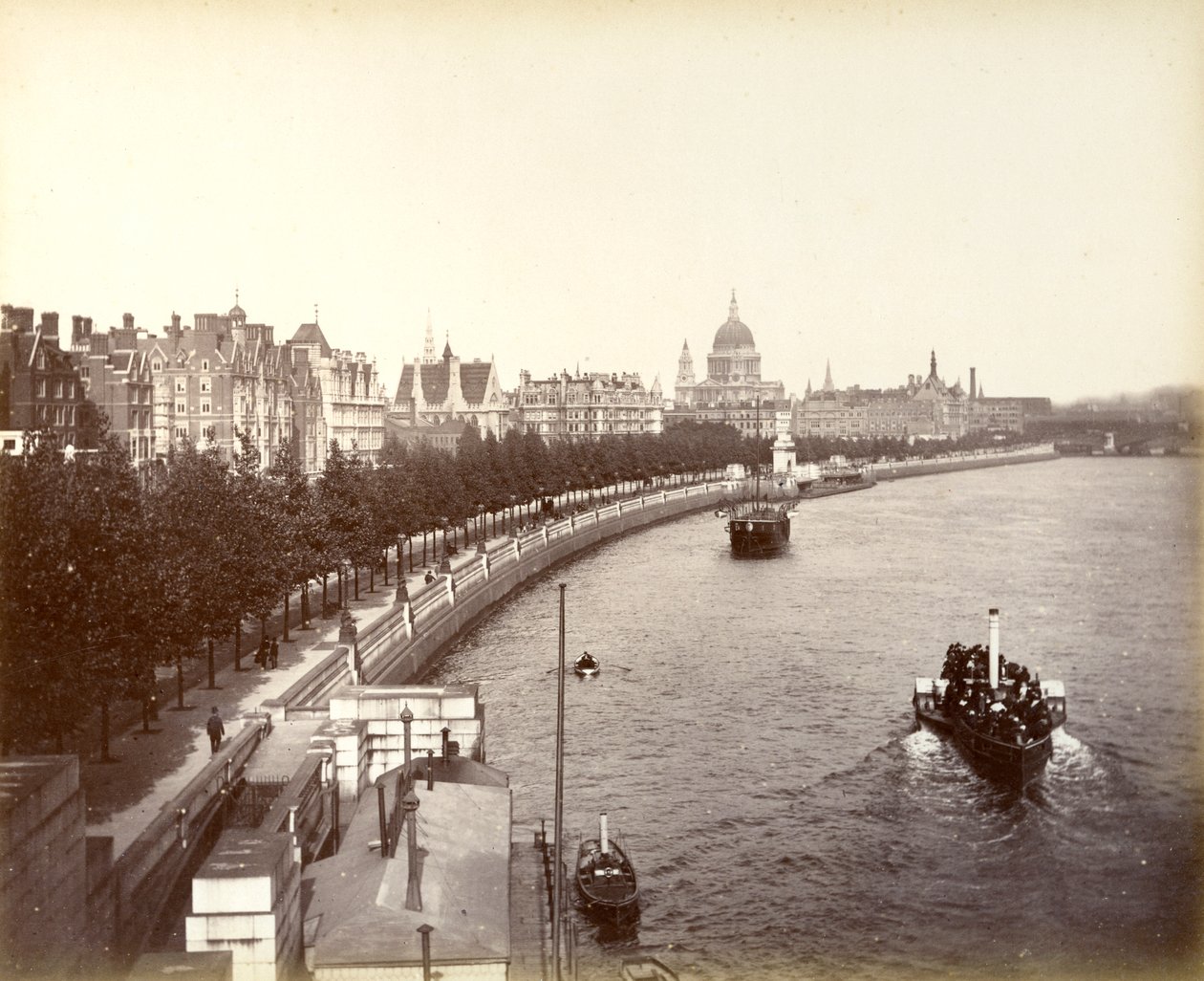 Victoria Embankment, som viser Temple Gardens og St Pauls Cathedral, London, 1887 av Unbekannt