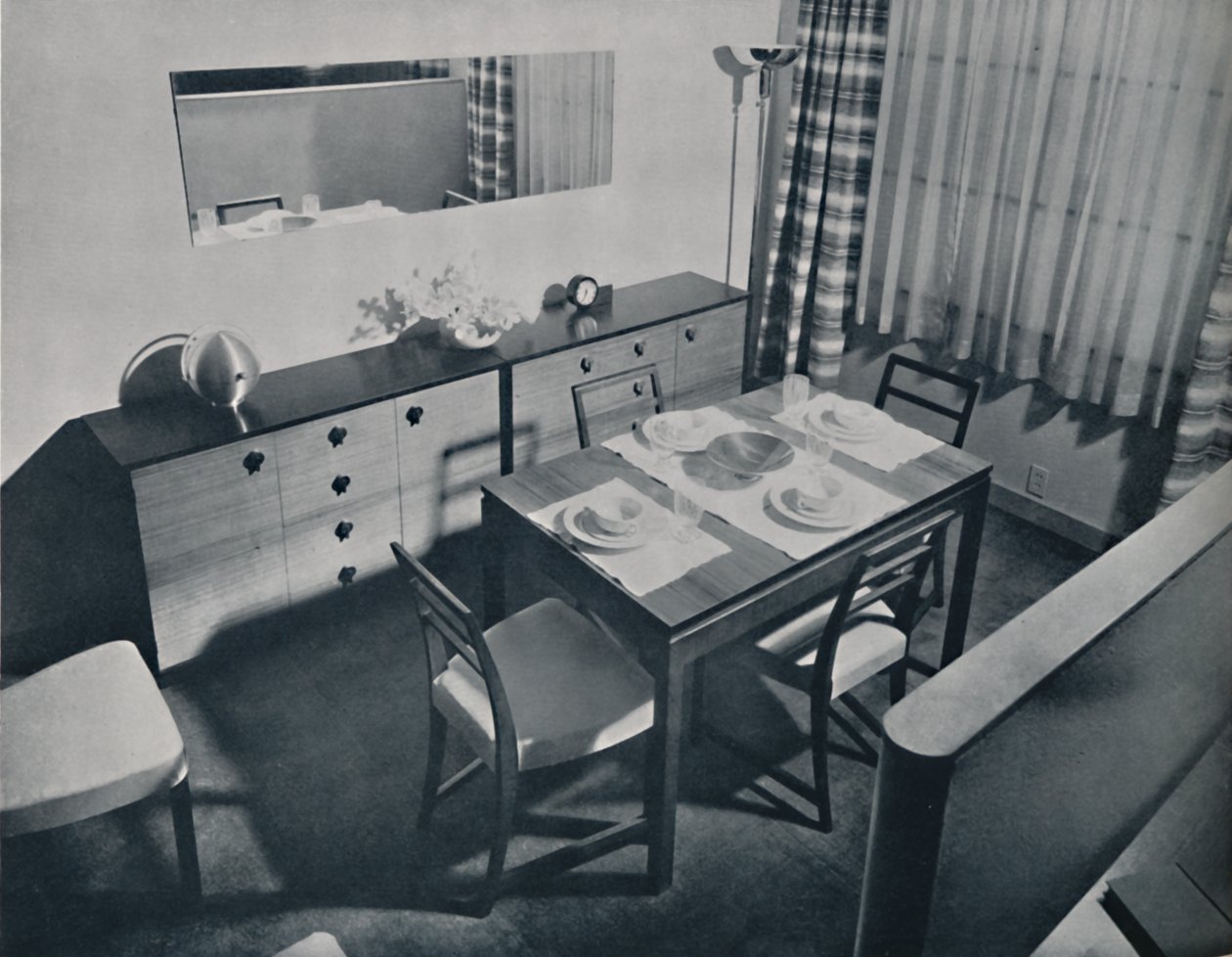Utsikt i stue/spisestue designet av Gilbert Rohde, 1936 av Unbekannt