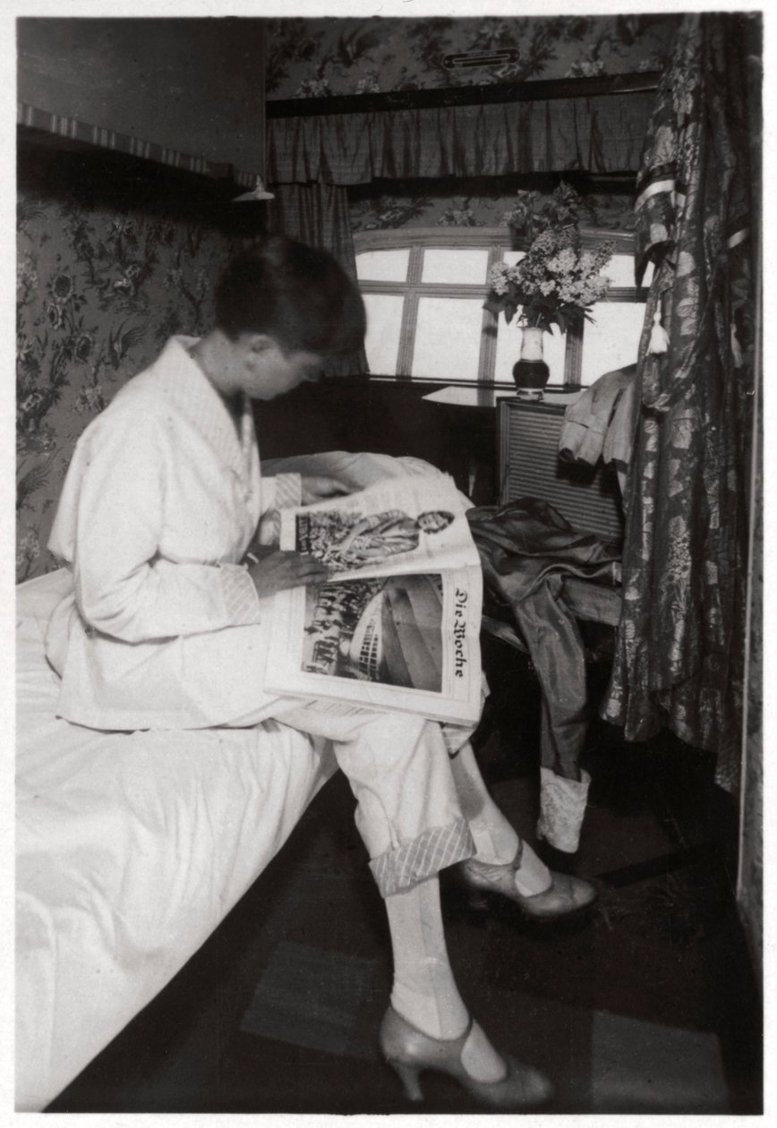 Utsikt over en passasjerkabin om bord på Zeppelin LZ 127 Graf Zeppelin, 1933 av Unbekannt