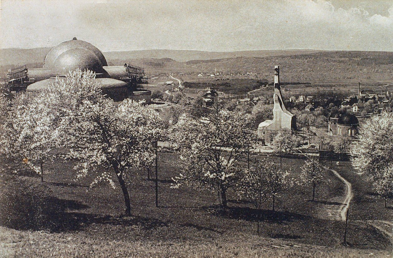 Utsikt over Goetheanum og varmehuset, Dornach, Sveits, 1914-1916 av Unbekannt