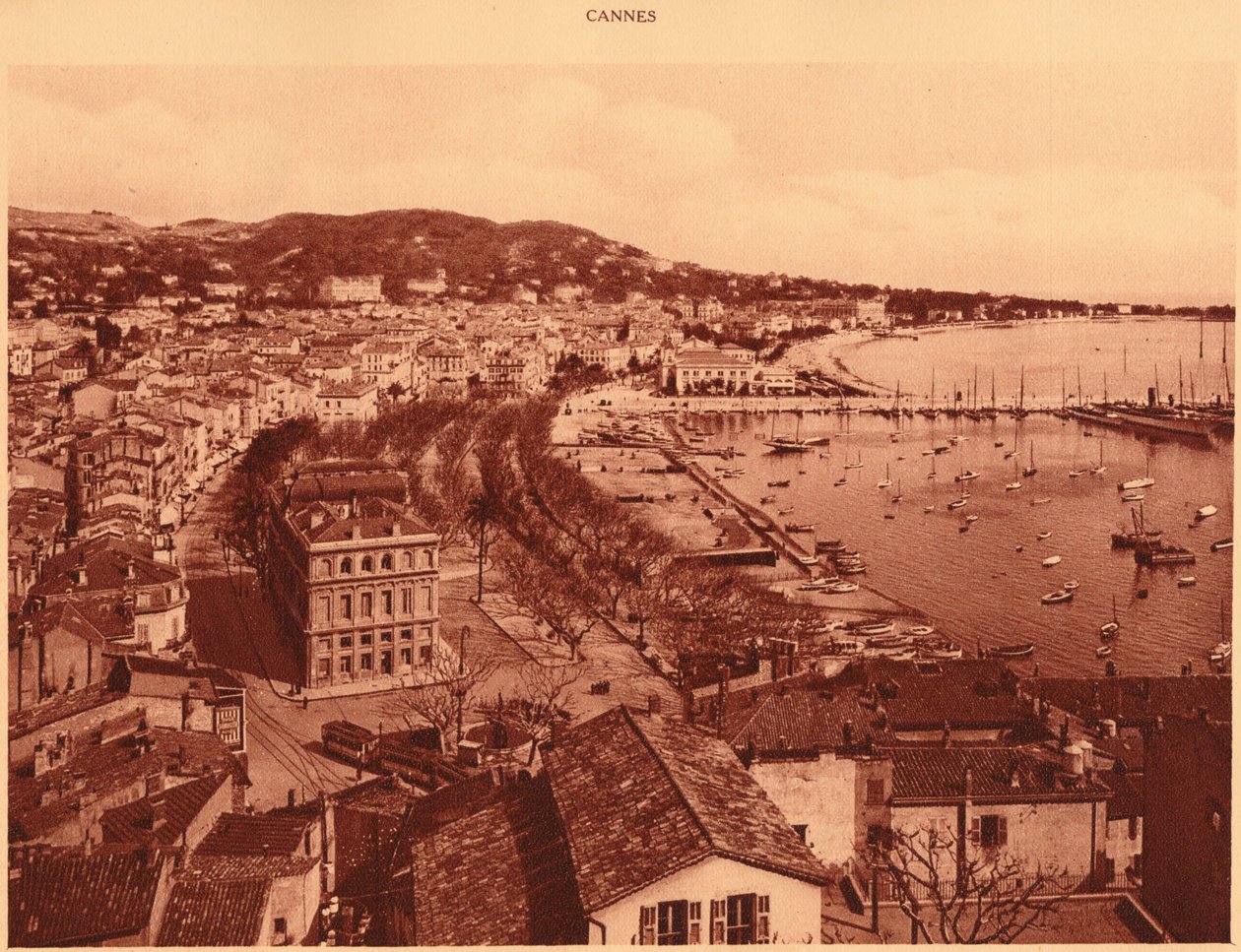 Utsikt tatt fra Mont Chevalier, Cannes, 1930. av Unbekannt