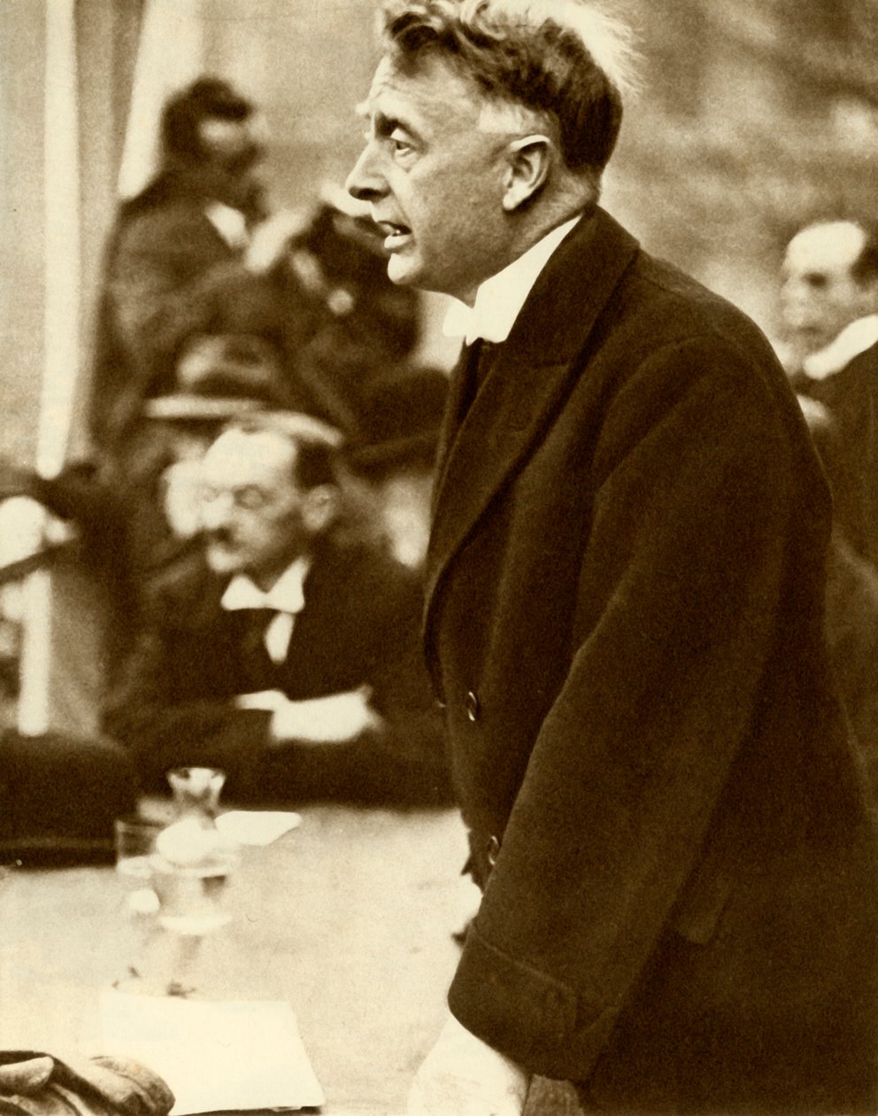 William Thomas Cosgrave holdt en tale, Dublin, Irland, 1922, 1935. av Unbekannt