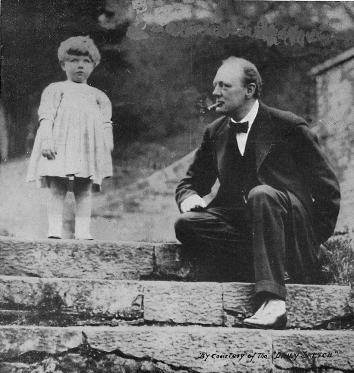 Winston Churchill med datteren Mary på Chartwell, c1924, 1945 av Unbekannt