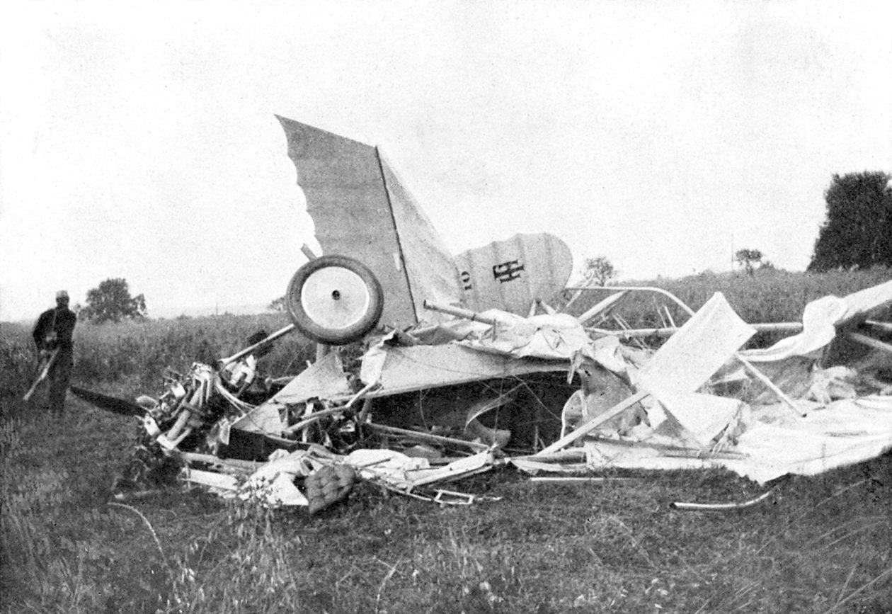 Vrak av fly der den britiske piloten flyløytnant Warneford ble drept, 1915 av Unbekannt