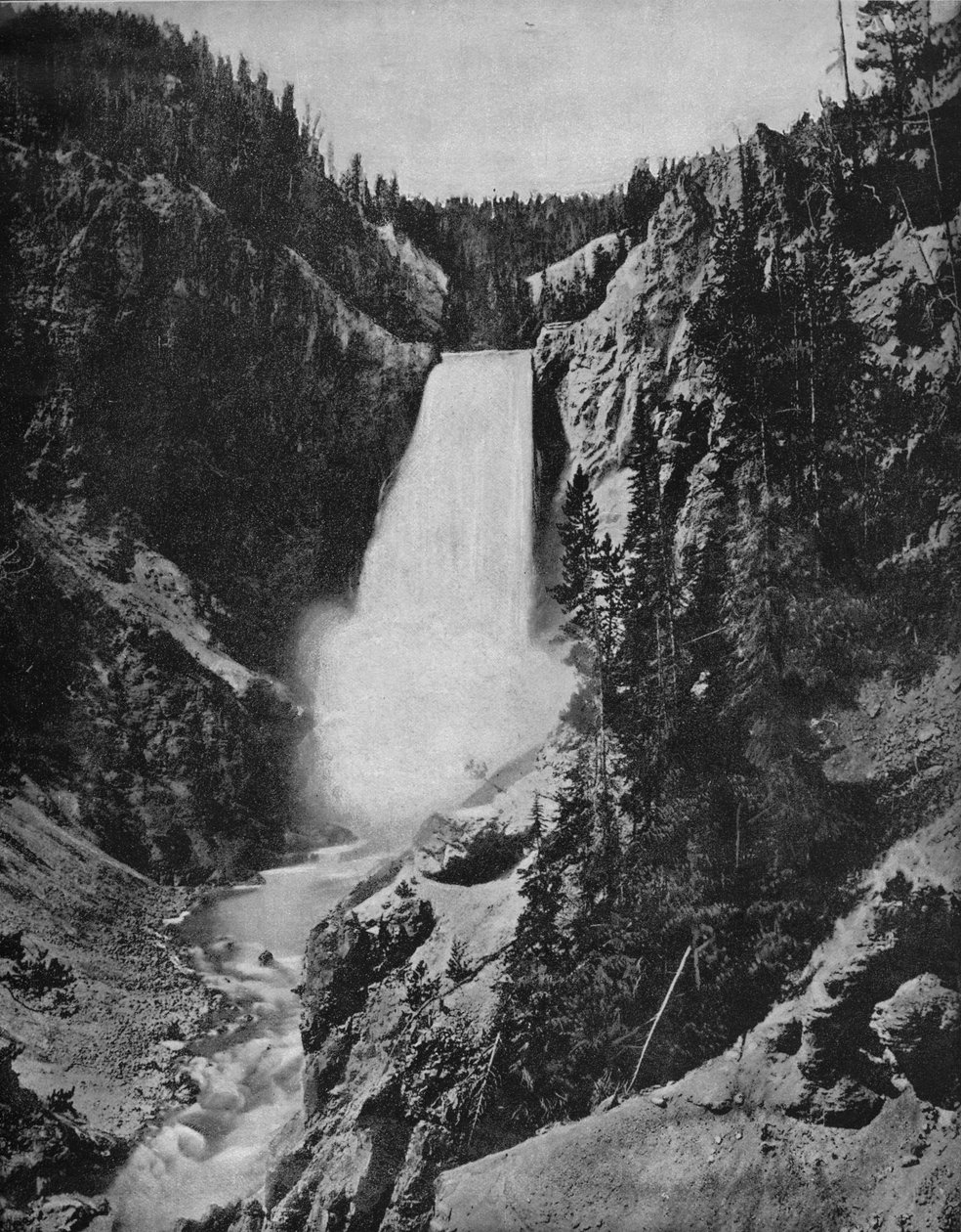 Yellowstone Falls, Wyoming, ca 1897. av Unbekannt