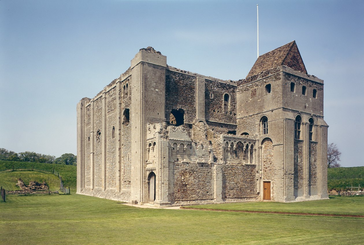Utvendig utsikt over torget, Castle Rising, Norfolk, bygget ca. 1138 av Unbekannt Unbekannt