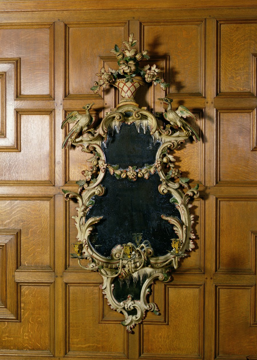 Sent George II girandole med sconces av støpt blad av metall av Unbekannt Unbekannt
